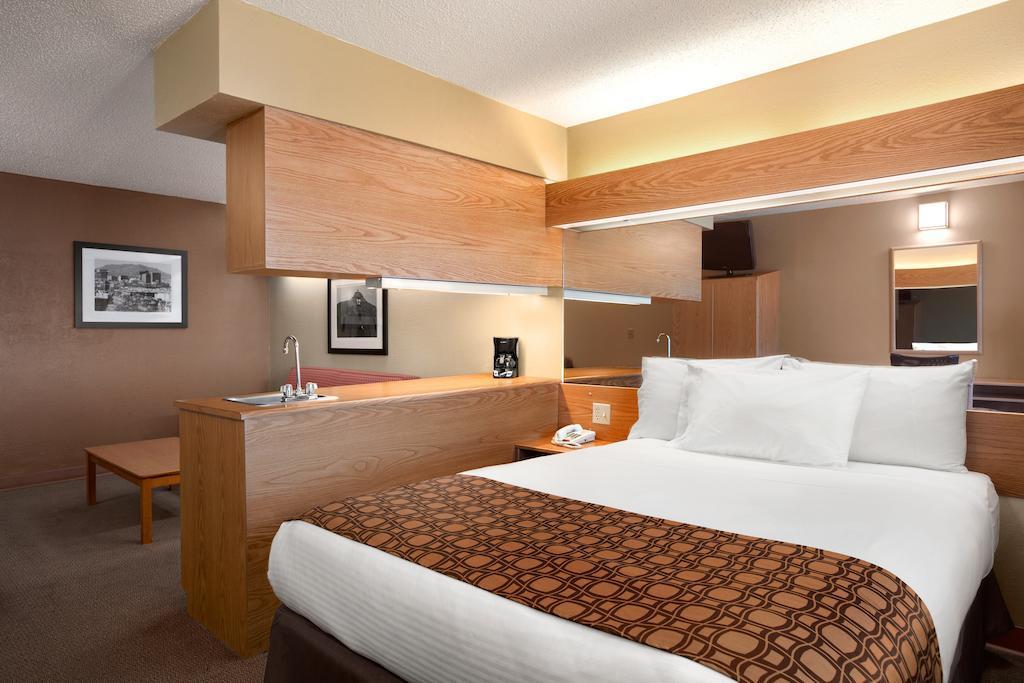 Best Western El Paso Airport Entrada Hotel Екстер'єр фото
